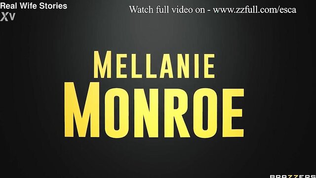 A Melloanie Monroe e Van Wylde protagonizam essa divertida Escapada Anal no Diner Greasy! Assista ao vídeo da Real Wife Stories no www.zzfull.com/esca e emocione-se com esta grande scão x video!