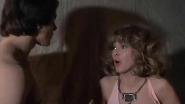 Dora, A Frenesi do Prazer (1976) filme erótico completo com palpitações eróticas de D