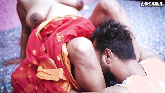 Assistir Vídeo de Sexo Hardcore com OMG Padosh Bhabhi Dewar e Launde Virgin - Taluda .