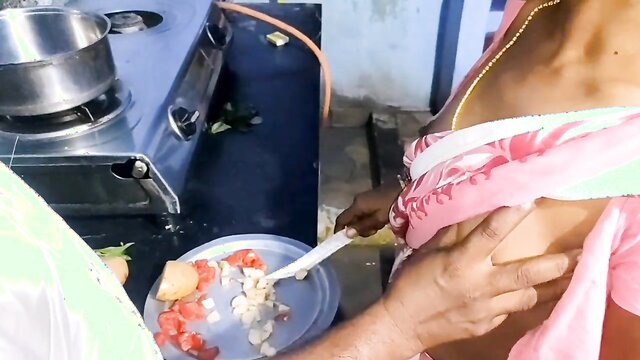 Indian village aunty gets fucked in kitchen by desi boy