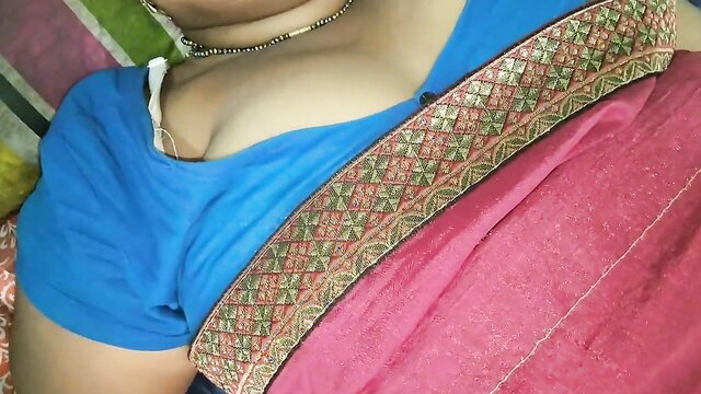 Desi sex with Payal Bhabi\'s big tits and Indian bhabhi\'s hot body