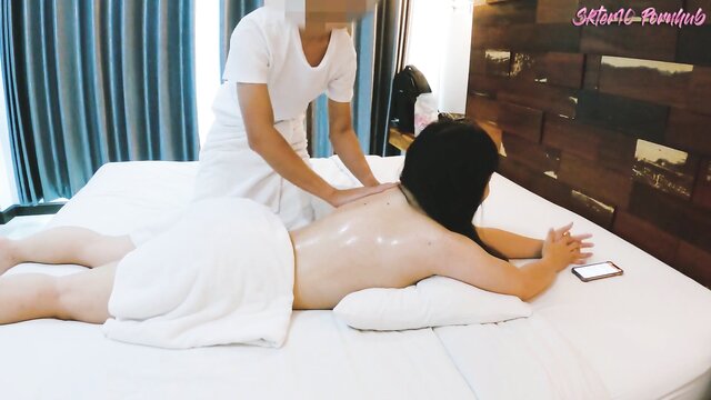 Thai Massage Oil Spa Sex: A Steamy Missionary Experience