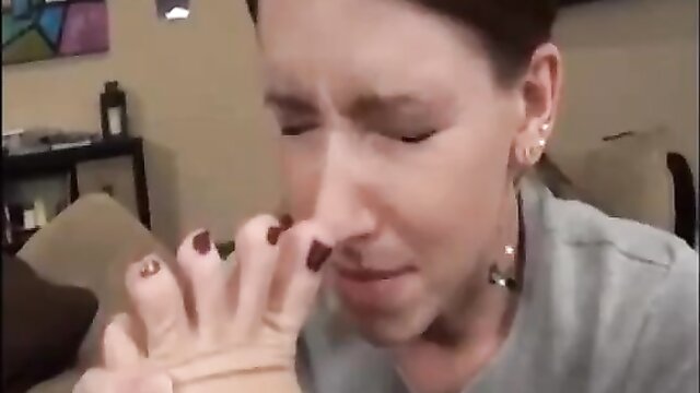 Experience the ultimate foot fetish pleasure with this solo video