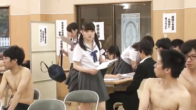 Asian schoolgirls get crazy during health exam