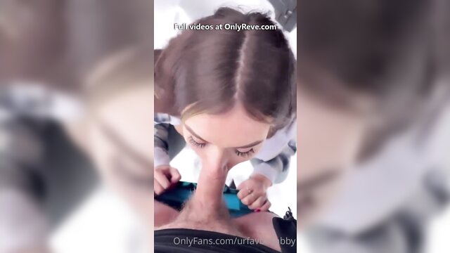 OnlyFans leak reveals a teen babe giving a deep throat blowjob and getting a facial
