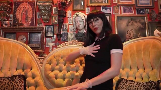 Get lost in the sultry world of Qveen Herby in this music video