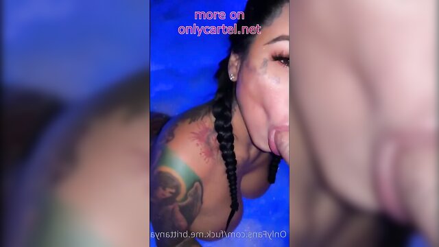 Sloppy head and big ass in Brittanya Razavi\'s blowjob video