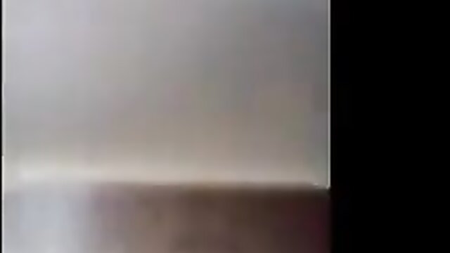 Barton Carmelo\'s amateur porn video of Brazilian upskirt in the bus