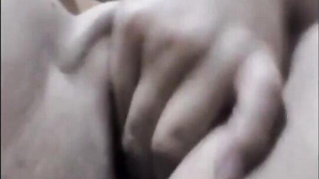 Watch 3 fingers pleasure Latina vagina in HD